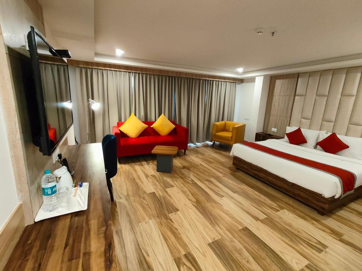 Iva By Skr A Petrichor Hotel Bangalore Eksteriør billede